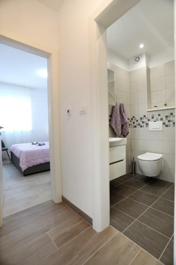 Apartment Little Marijeta Трогир Экстерьер фото