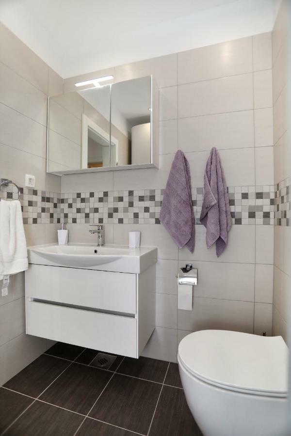 Apartment Little Marijeta Трогир Экстерьер фото